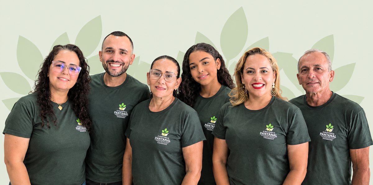 Equipe do Empório Pantanal, pronta para atender pelo formulário